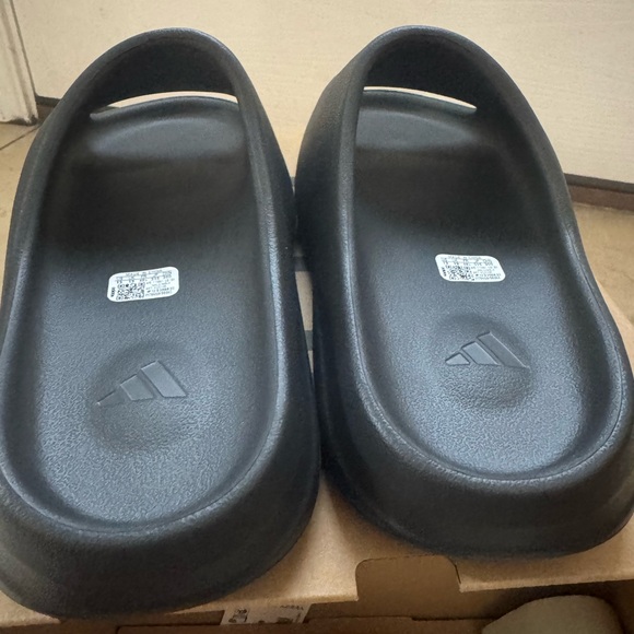 Yeezy slide Onyx New sz 13 - Picture 4 of 8